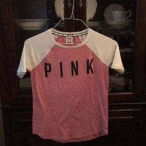 Victoria’s Secret PINK t-shirt